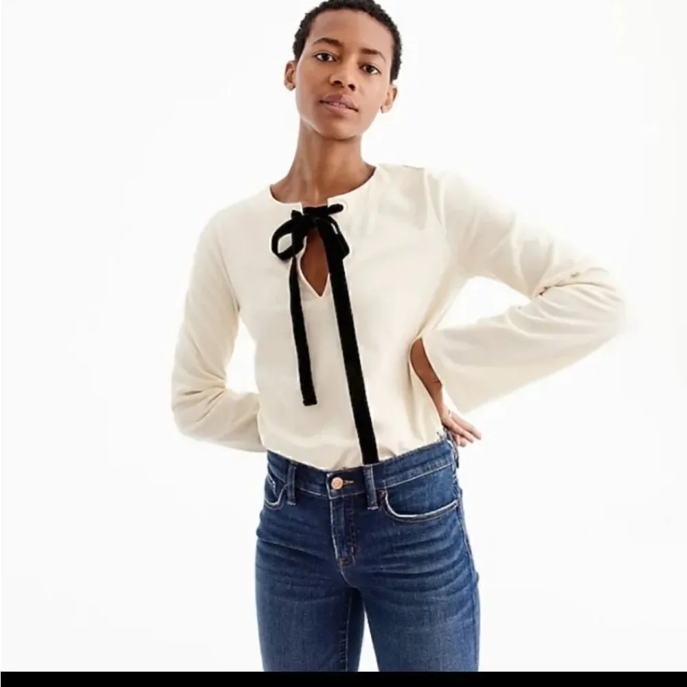 NWT J CREW  Velvet Tie Top